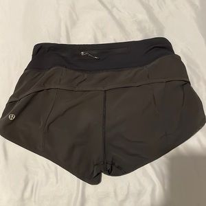 Lulu size 2, smoke free home, good condition